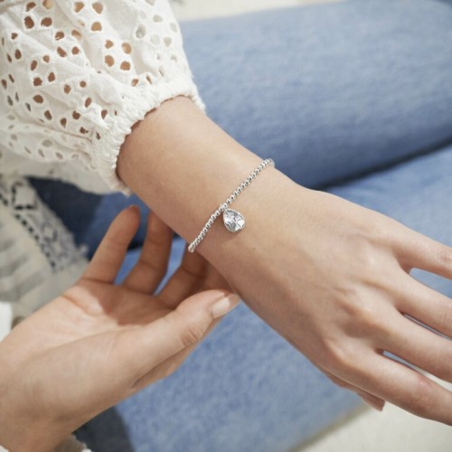 Joma A Little May Birth Flower Bracelet Joma A Little May Birth Flower Bracelet