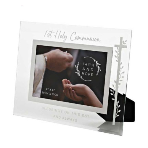 First Holy Communion Glass Photoframe 6x4 First Holy Communion Glass Photoframe 6x4